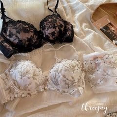 Elegant French Embroidery Lace Underwear For Women-