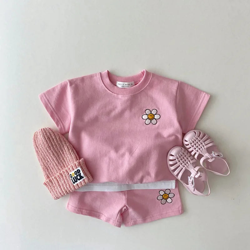 Comfortable kids clothes set