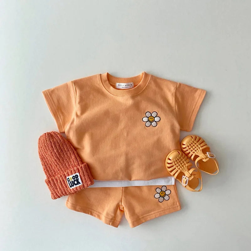 Comfortable kids clothes set