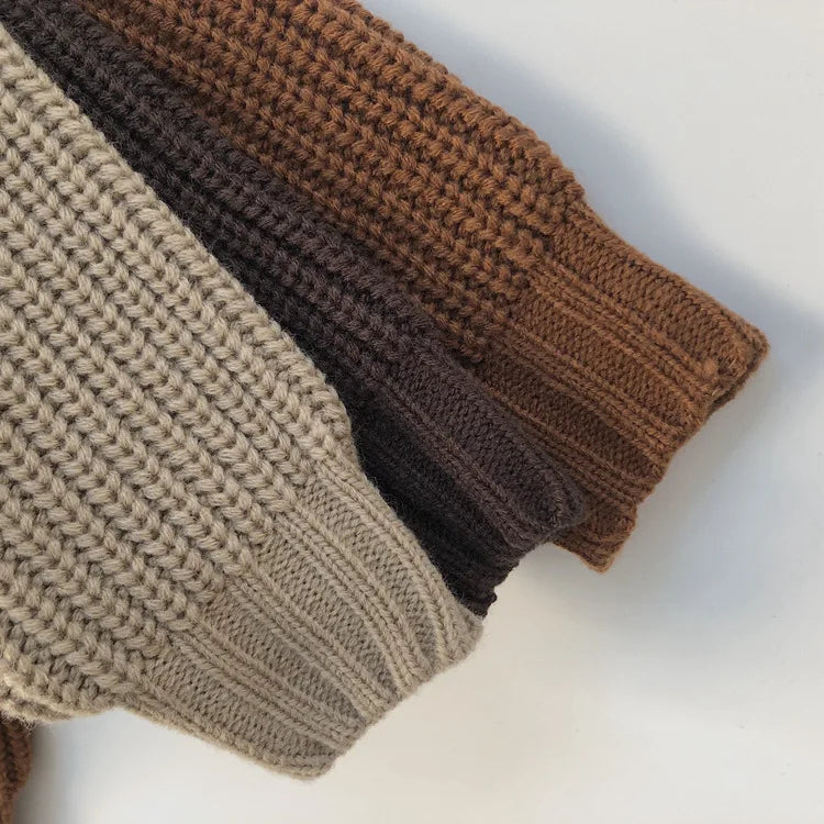New kids knitted sweater
