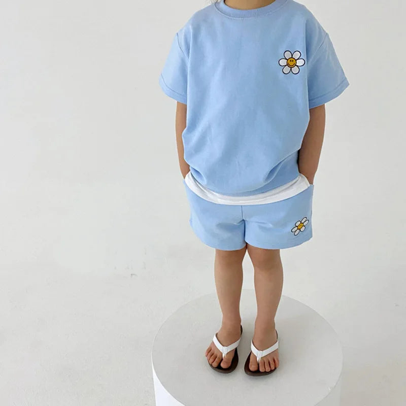 Comfortable kids clothes set