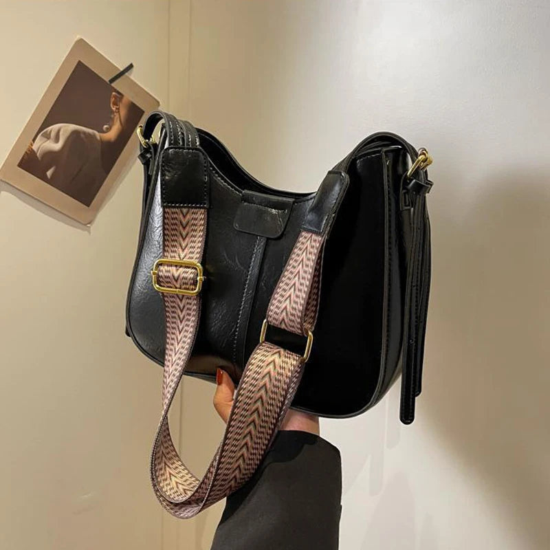 Retro Textured Bucket Hobo Bag – Wide Strap Crossbody