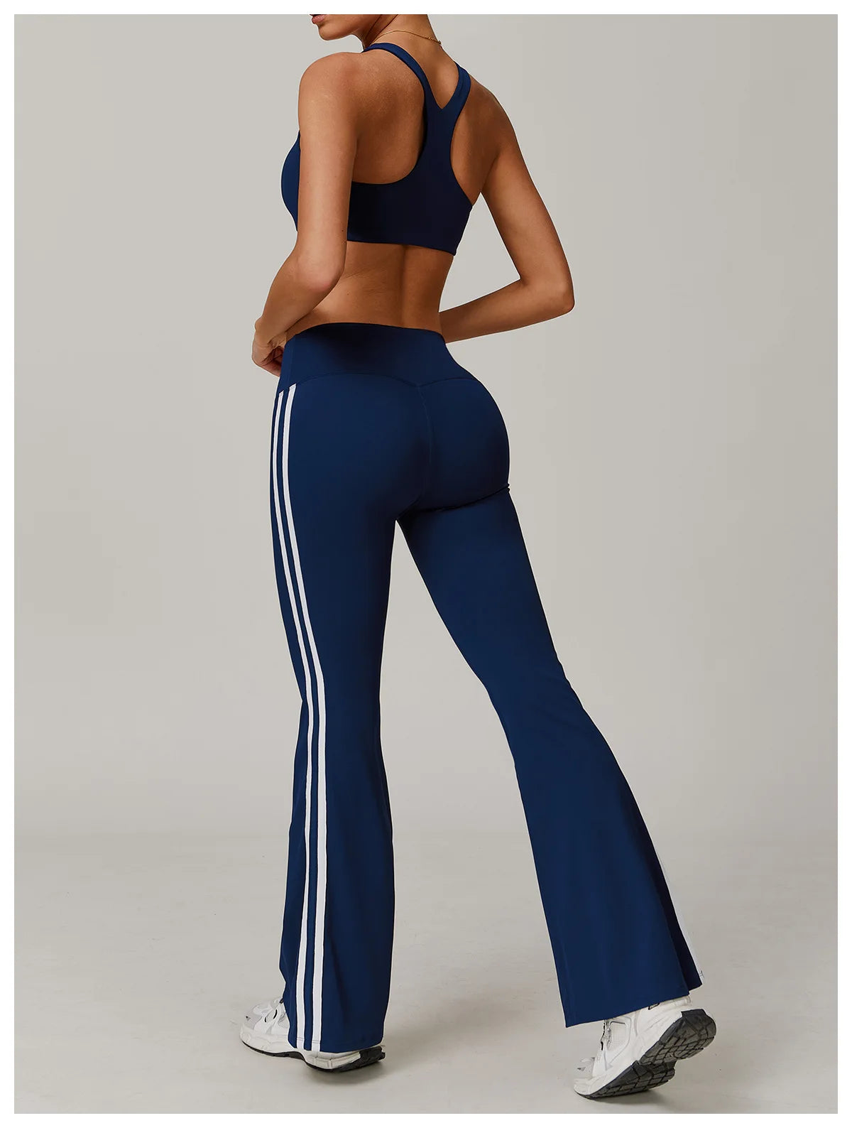 Women’s Push-Up Sports Bra Tank Top – Beautiful Back Design