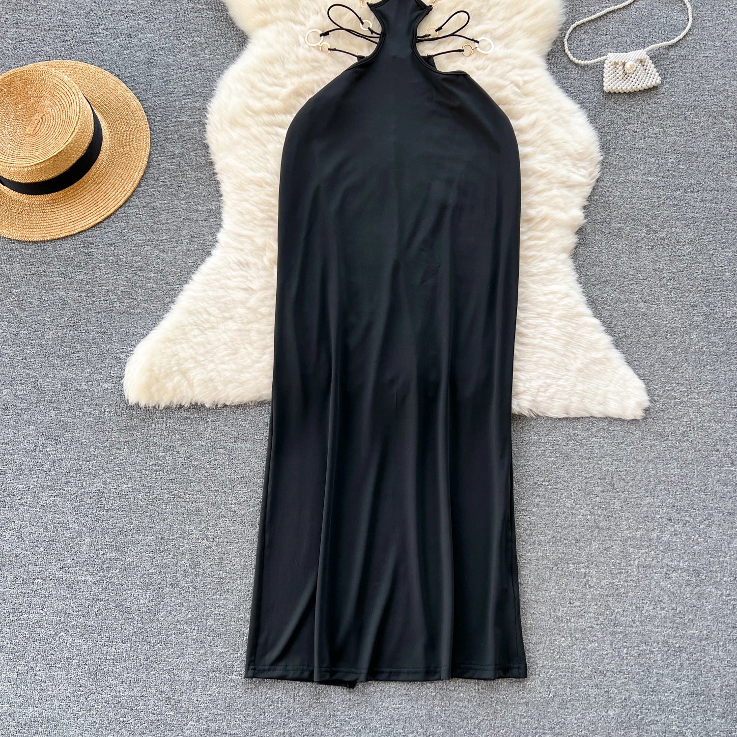 Sexy Hollow-Out Sheath Dress – Cross Halter & Backless Design