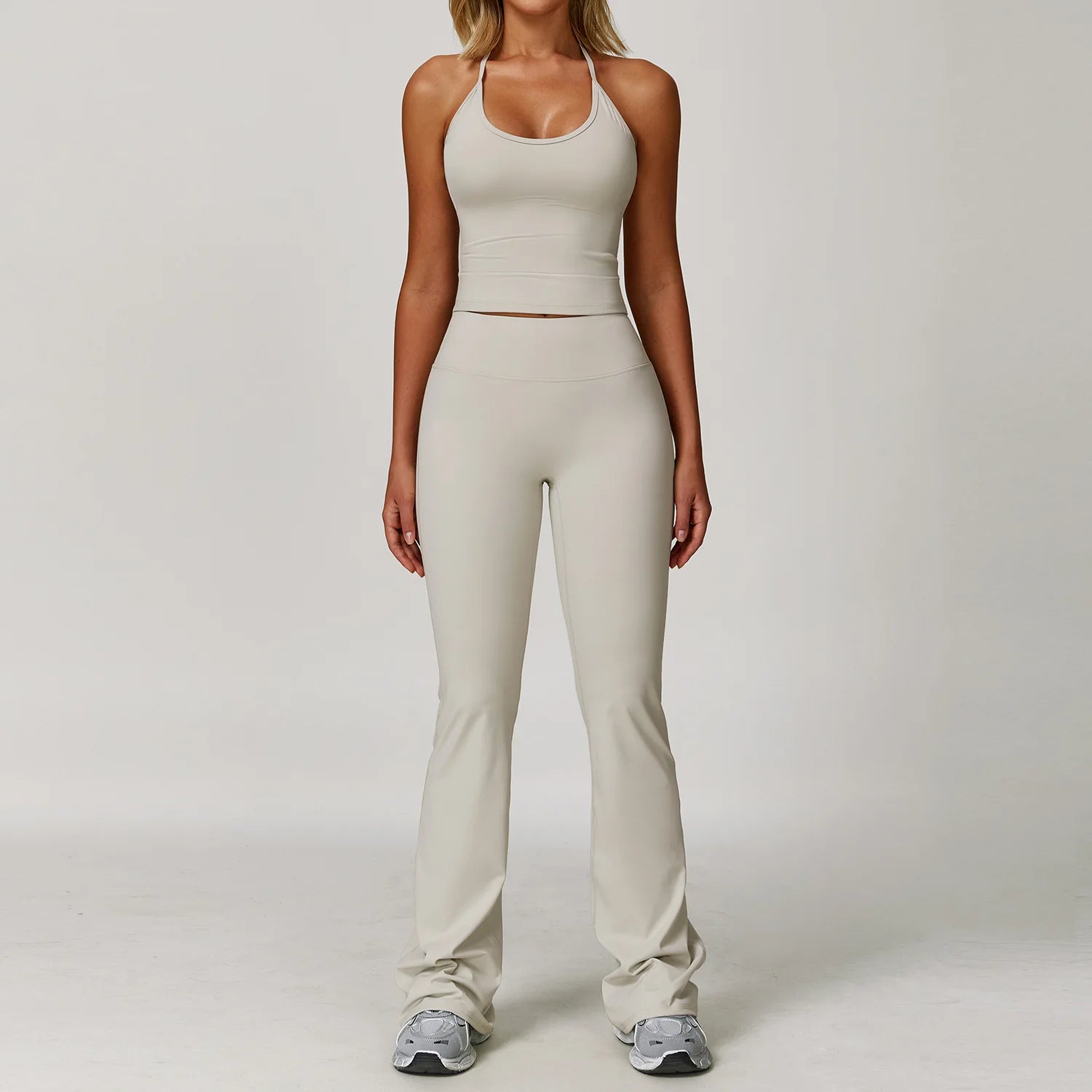 Women’s 2-Piece Yoga Set – Bell-Bottom Pants & Sports Bra