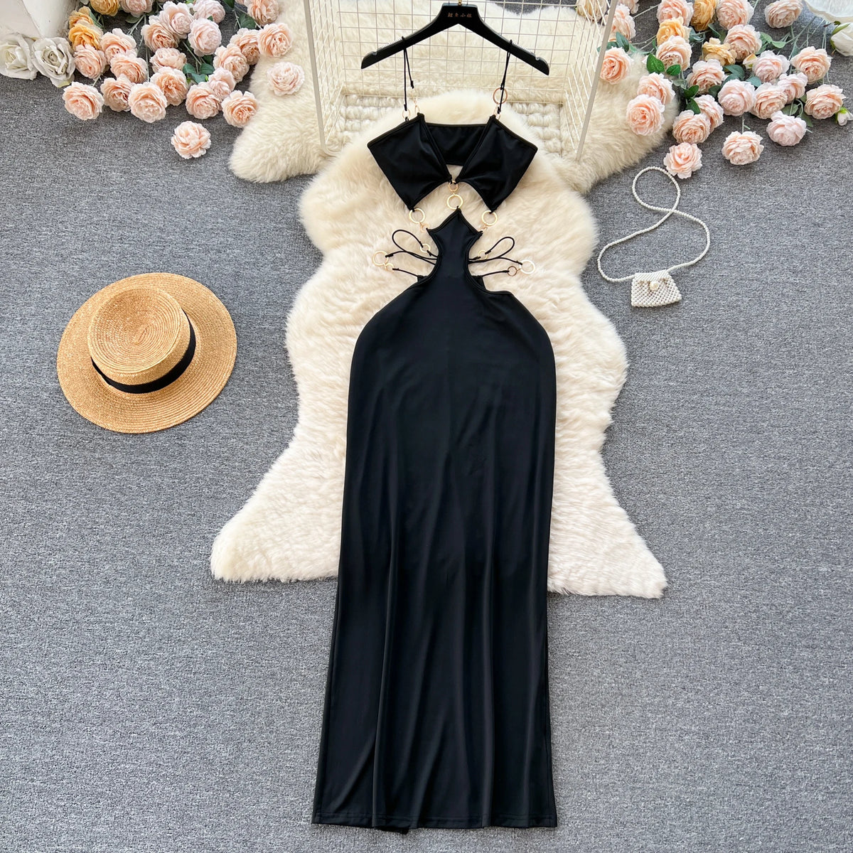 Sexy Hollow-Out Sheath Dress – Cross Halter & Backless Design