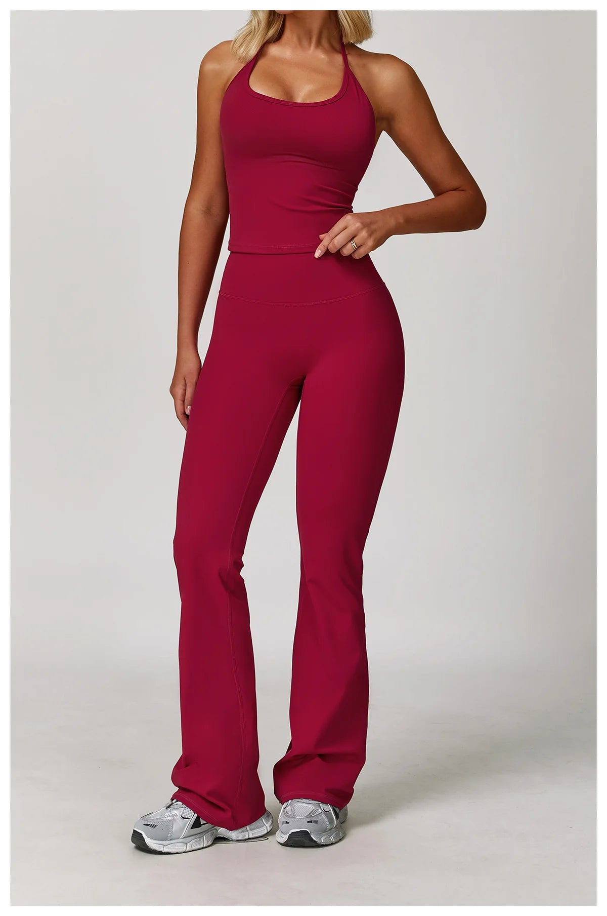 Women’s 2-Piece Yoga Set – Bell-Bottom Pants & Sports Bra