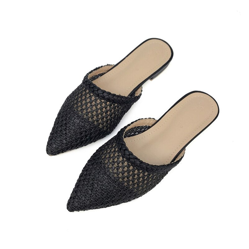 Women Pointed Toe Low Flat Sandals