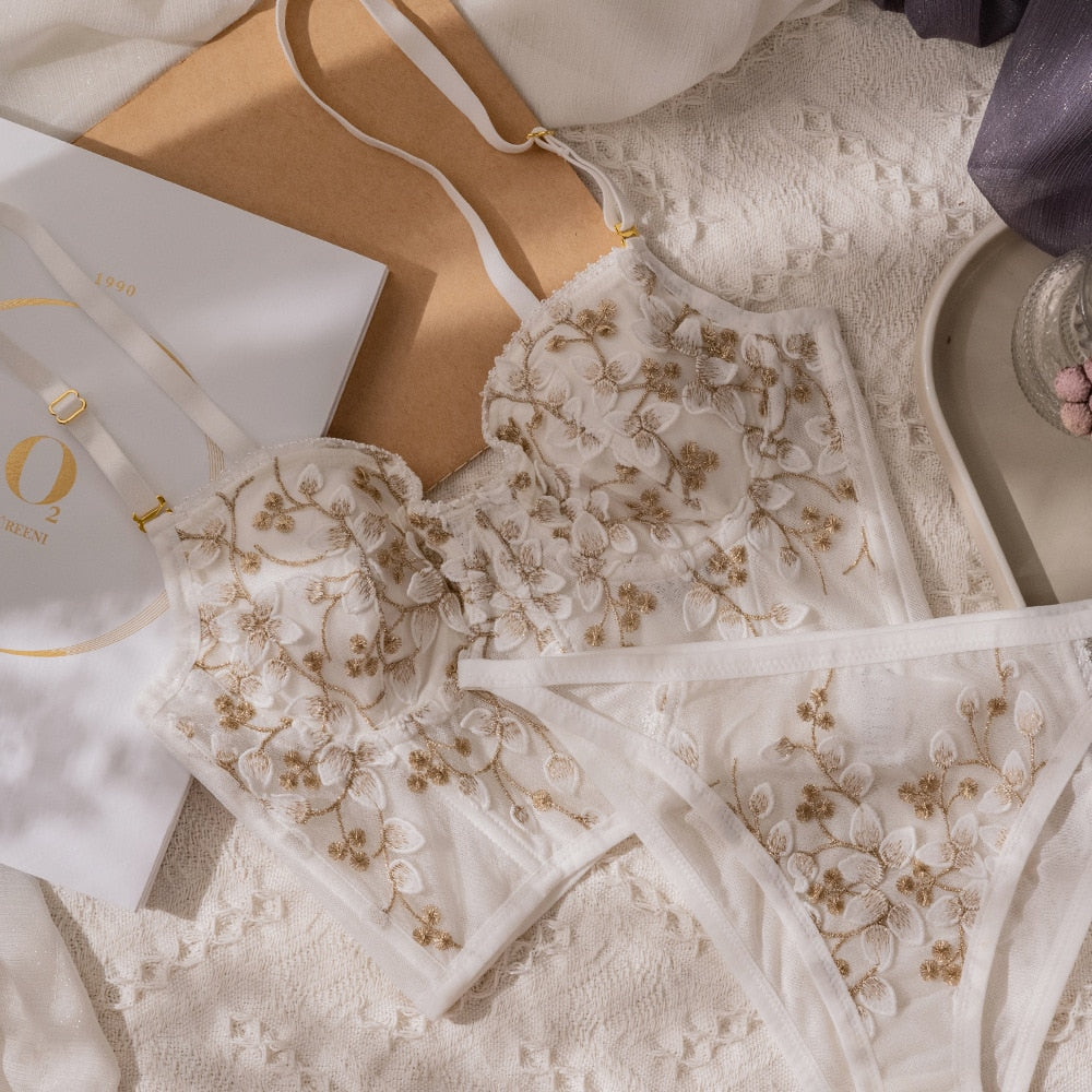 Sexy Embroidery Lace Corset Underwear Bra Set Pants