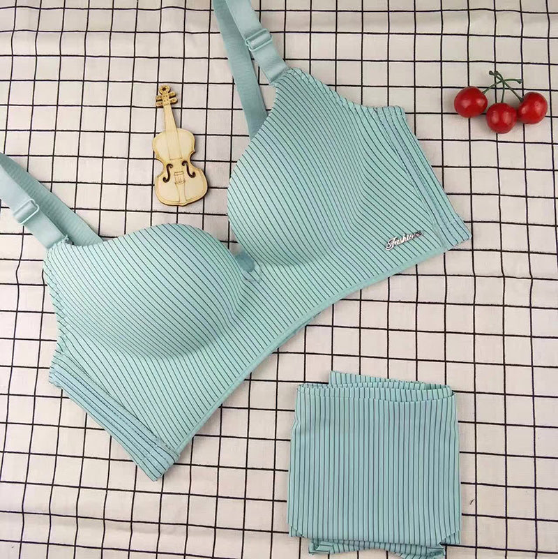 Women Striped Seamless Underwear Set